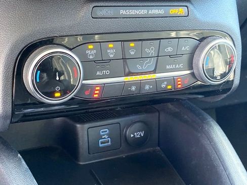 Used 2022 Ford Escape Titanium AWD/4WD image 12