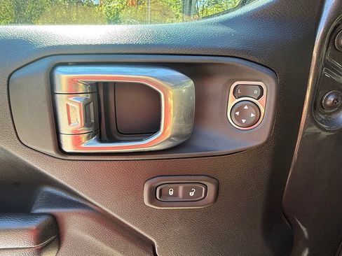 Used 2021 Jeep Gladiator Mojave image 14