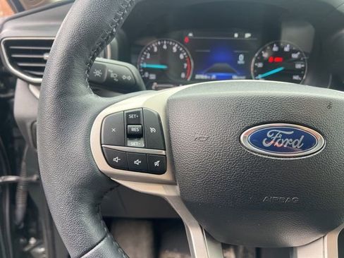 Used 2024 Ford Explorer XLT w/ Equipment Group 202A AWD/4WD image 26