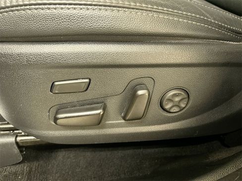 Used 2020 Hyundai Santa Fe Limited w/ Cargo Package image 10