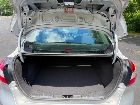Used 2014 Ford Focus SE FWD image 11