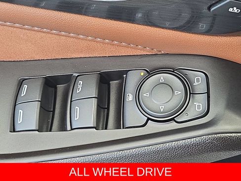 Used 2020 Chevrolet Traverse High Country w/ LPO, Floor Liner Package AWD/4WD image 29