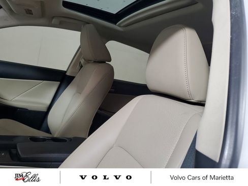Used 2018 Lexus IS 300 w/ Accessory Package 2 RWD image 23