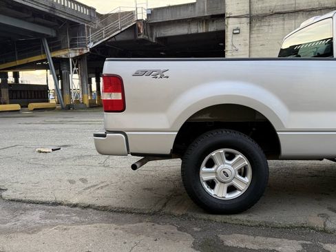 Used 2005 Ford F150 STX AWD/4WD image 21