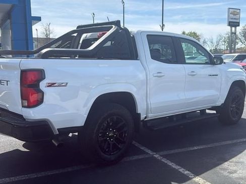 Used 2025 Chevrolet Colorado Z71 w/ Midnight Edition image 7