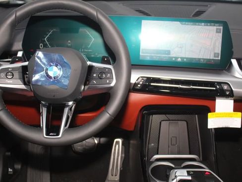 New 2026 BMW X2 xDrive28i w/ Technology Package image 17