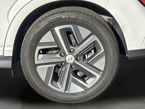 Used 2022 Hyundai Kona SEL w/ Convenience Package image 25