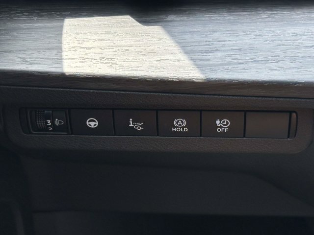 Used 2023 Nissan Ariya FWD image 14