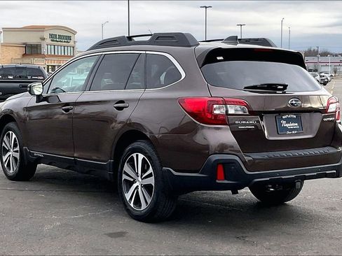 Used 2019 Subaru Outback 2.5i Limited w/ Popular Package #2 image 13