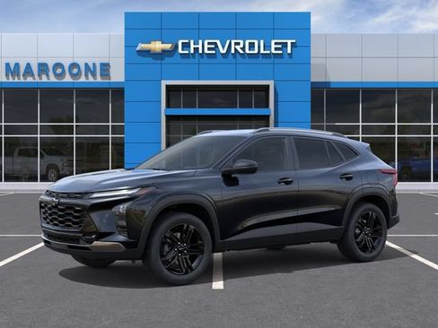 New 2026 Chevrolet Trax ACTIV FWD image 2