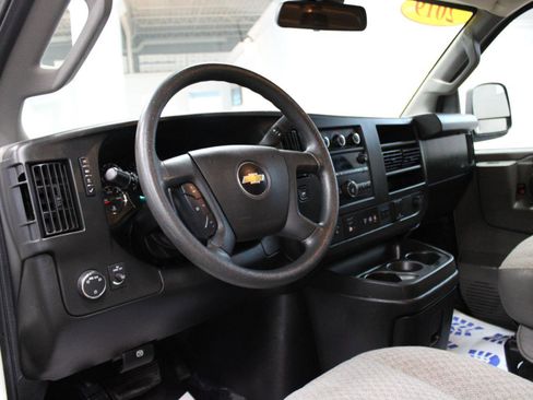 Used 2019 Chevrolet Express 3500 LT w/ LT Preferred Equipment Group image 8