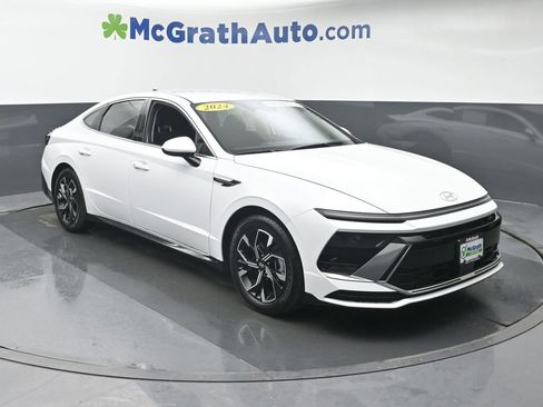 Used 2024 Hyundai Sonata SEL image 2