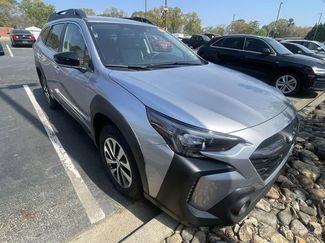 Used 2025 Subaru Outback Premium video 1