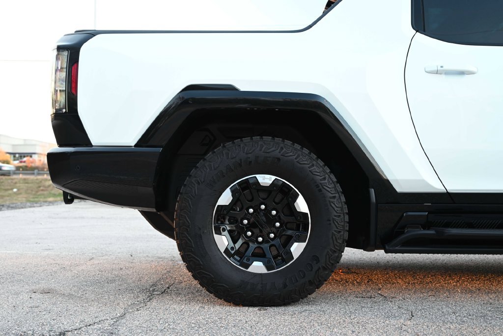 Used 2023 GMC Hummer EV Edition 1 AWD/4WD image 42