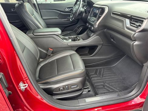 Used 2022 GMC Acadia AT4 w/ Technology Package image 13