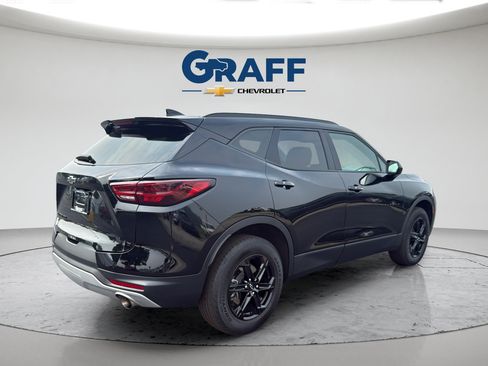 Used 2024 Chevrolet Blazer LT w/ Convenience Package AWD/4WD image 8