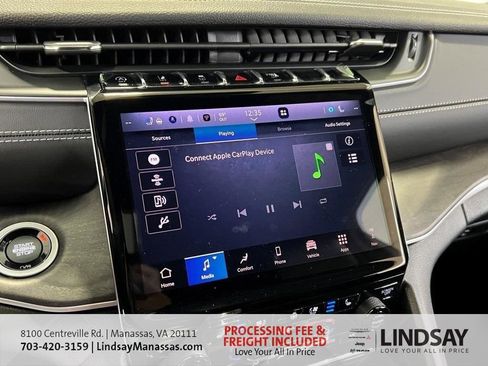 New 2025 Jeep Grand Cherokee Limited w/ Luxury Tech Group II image 31