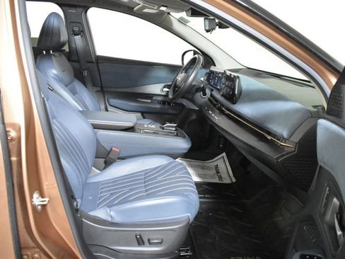 Certified 2023 Nissan Ariya AWD/4WD image 38