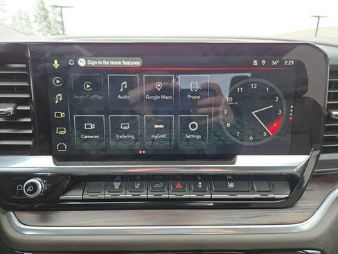 Used 2026 GMC Sierra 3500 SLT image 30