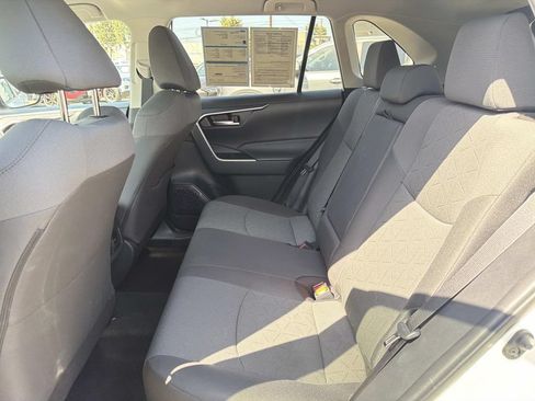 Used 2023 Toyota RAV4 XLE FWD image 13