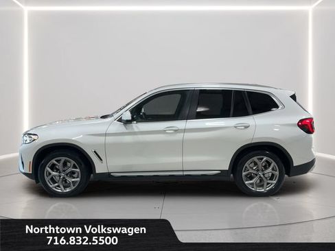 Used 2024 BMW X3 xDrive30i w/ Premium Package w/ZPA AWD/4WD image 2