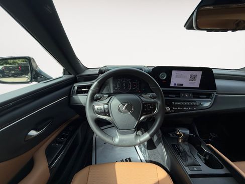 Used 2023 Lexus ES 350 w/ Accessory Package (Z2) FWD image 13