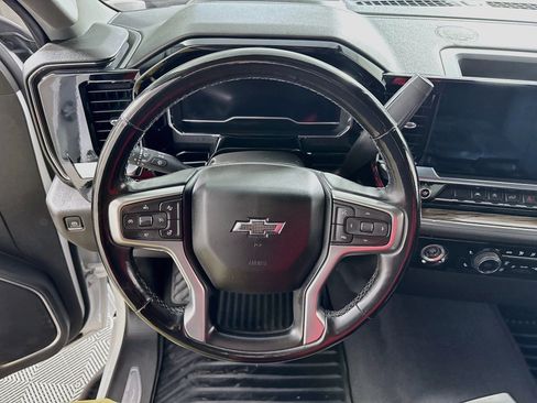 Used 2023 Chevrolet Silverado 1500 RST AWD/4WD image 15