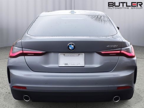Certified 2025 BMW 430i w/ Premium Package image 6