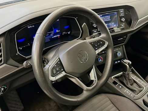 Used 2024 Volkswagen Jetta S image 18