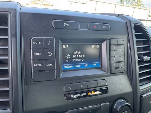 Used 2018 Ford F150 XL w/ Trailer Tow Package image 18