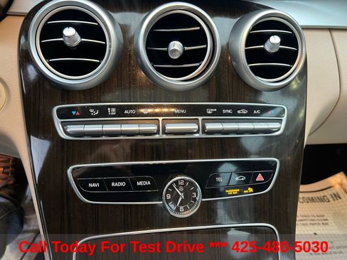 Used 2019 Mercedes-Benz C 300 Sedan w/ Multimedia Package image 23
