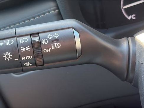 Used 2024 Lexus LX 600 4WD w/ Luxury Package image 16