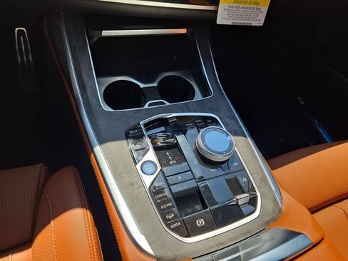 New 2027 BMW X7 xDrive40i w/ Executive Package AWD/4WD image 22