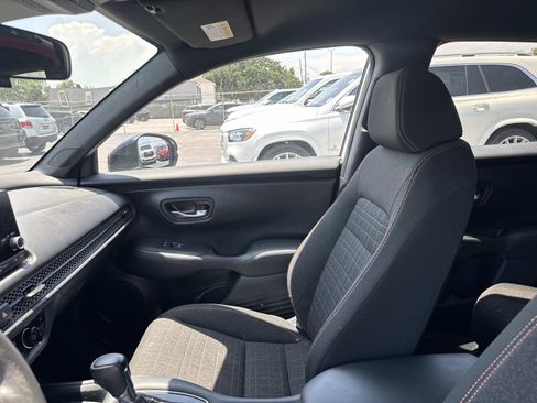 Used 2024 Honda HR-V Sport image 15