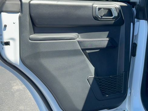 Used 2025 Ford Bronco Badlands AWD/4WD image 32