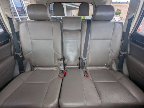 Used 2018 Lexus GX 460 Premium w/ Premium Package AWD/4WD image 26