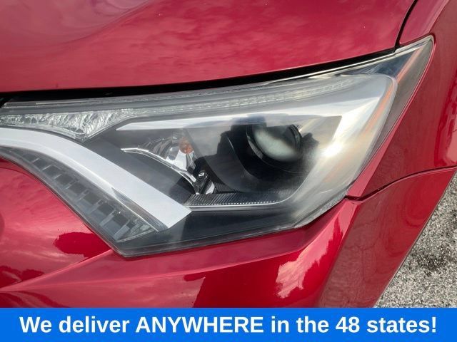 Used 2017 Toyota RAV4 LE FWD image 7
