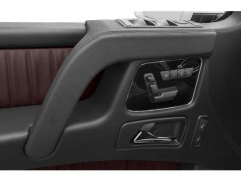 Used 2015 Mercedes-Benz G 63 AMG G 63 AMG image 19