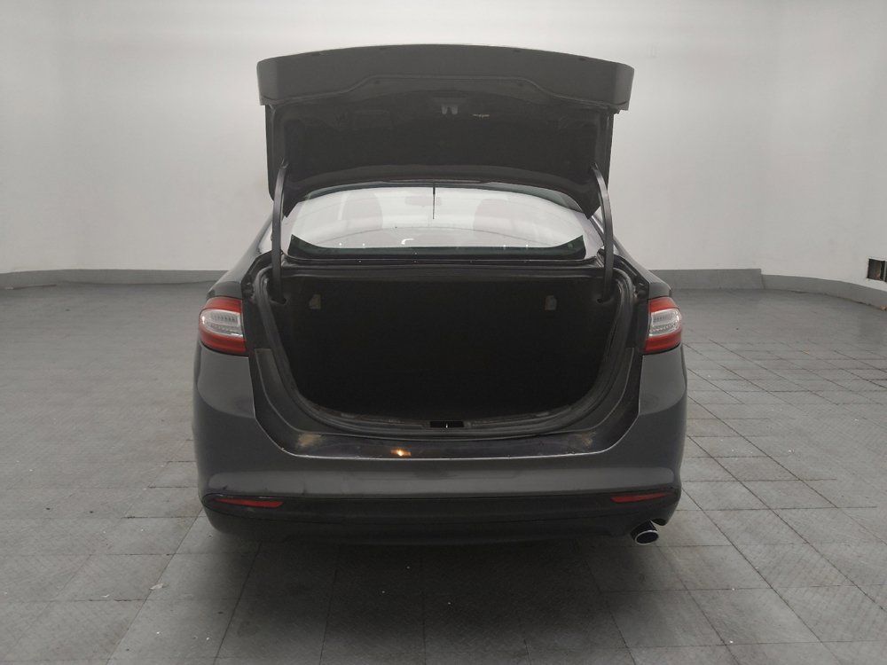 Used 2016 Ford Fusion SE FWD image 29