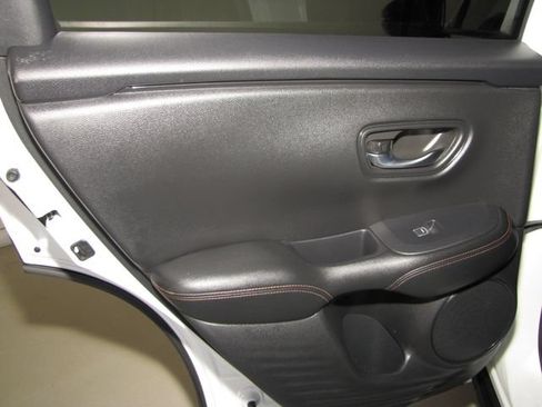 Certified 2024 Honda HR-V Sport image 12