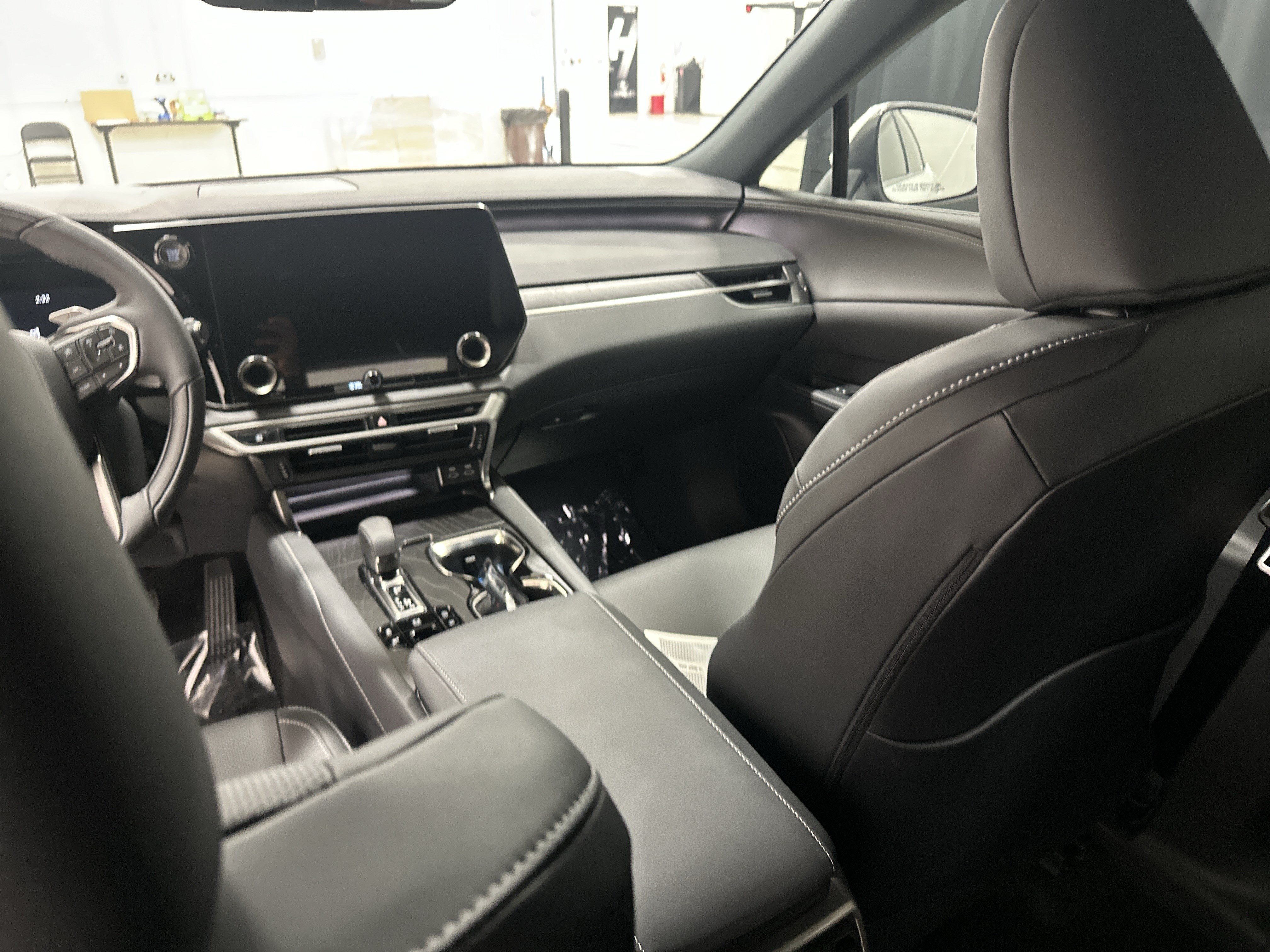 New 2026 Lexus RX 350 AWD image 17