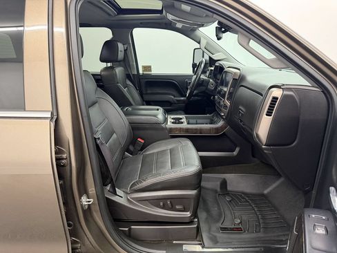 Used 2015 GMC Sierra 2500 Denali w/ Duramax Plus Package AWD/4WD image 26