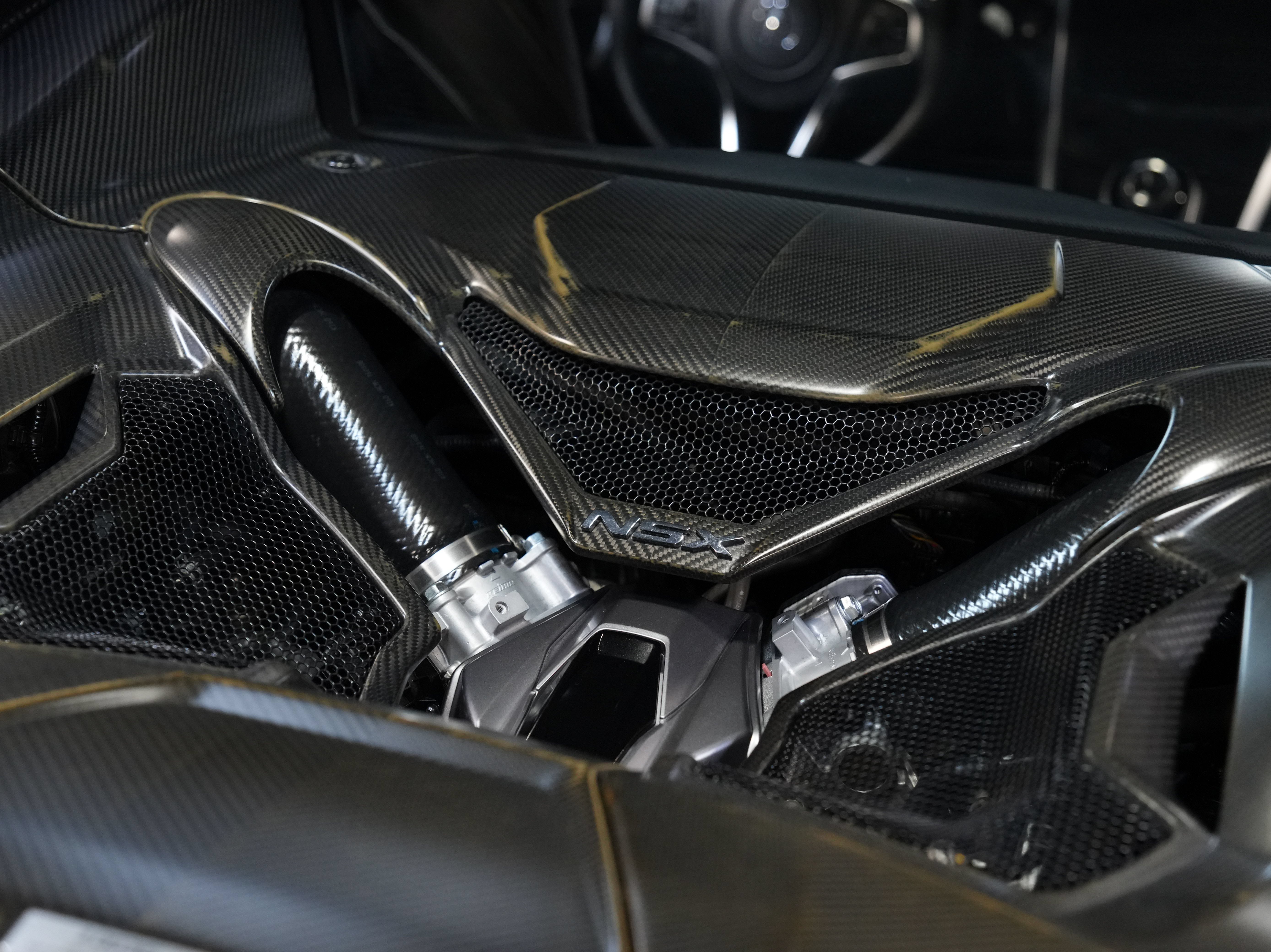 Used 2017 Acura NSX AWD/4WD image 48