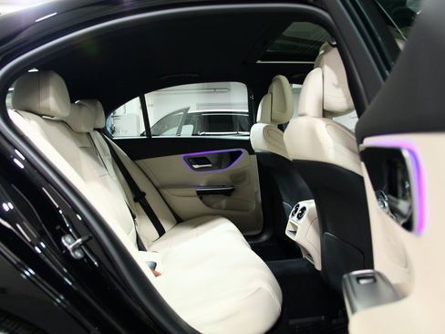 Used 2025 Mercedes-Benz C 300 C 300 image 24