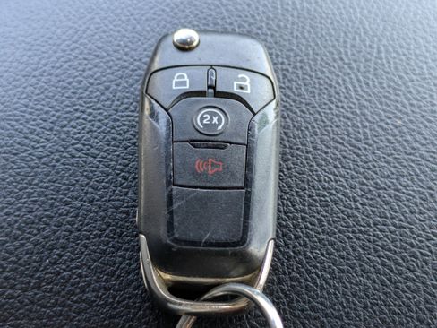 Used 2020 Ford F150 XLT w/ Equipment Group 302A Luxury image 32