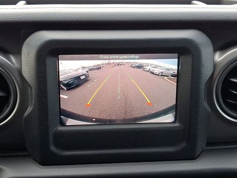 Used 2021 Jeep Wrangler Unlimited Sport image 17