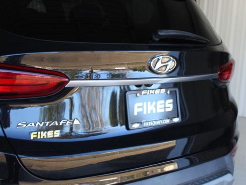 Used 2020 Hyundai Santa Fe SE image 11