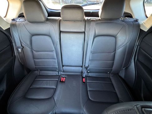 Used 2025 MAZDA CX-5 AWD 2.5 S w/ Preferred Package image 40