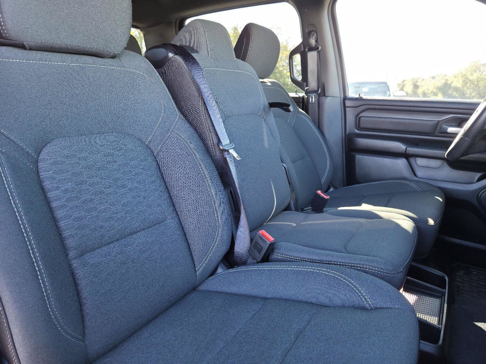 Used 2025 RAM 1500 Warlock AWD/4WD image 41