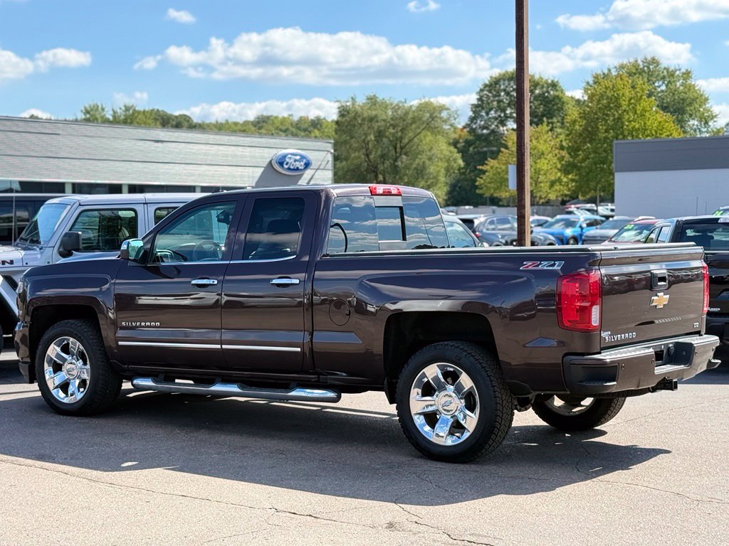 Used 2016 Chevrolet Silverado 1500 LTZ Z71 w/ LTZ Plus Package AWD/4WD image 38
